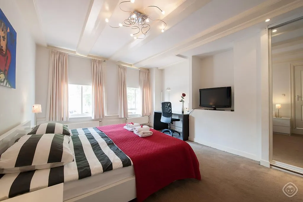 Luxury Keizersgracht Group House